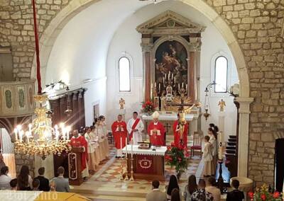 Krizma u Bolu i prvi posjet novog biskupa