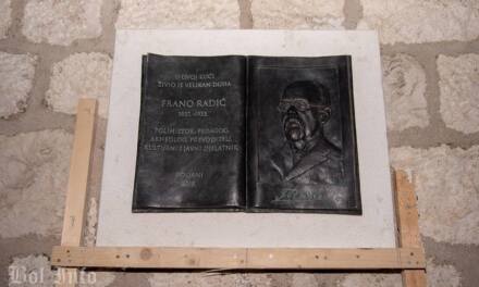 Postavljena spomen ploča Frani Radiću u Vužića kali