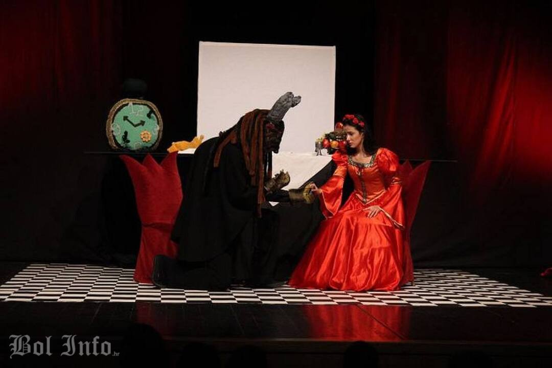 Dječja predstava “Ljepotica i zvijer” u petak 3. kolovoza u 21 sati u Teatrinu