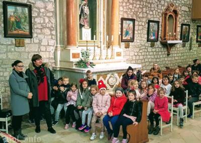 Sveti Nikola darivao bolsku djecu