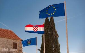 Hrvatska EU zastave