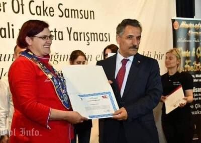 Poznata bračka kuharica Dada Marčić na 3. međunarodnom festivalu kolača u Turskoj